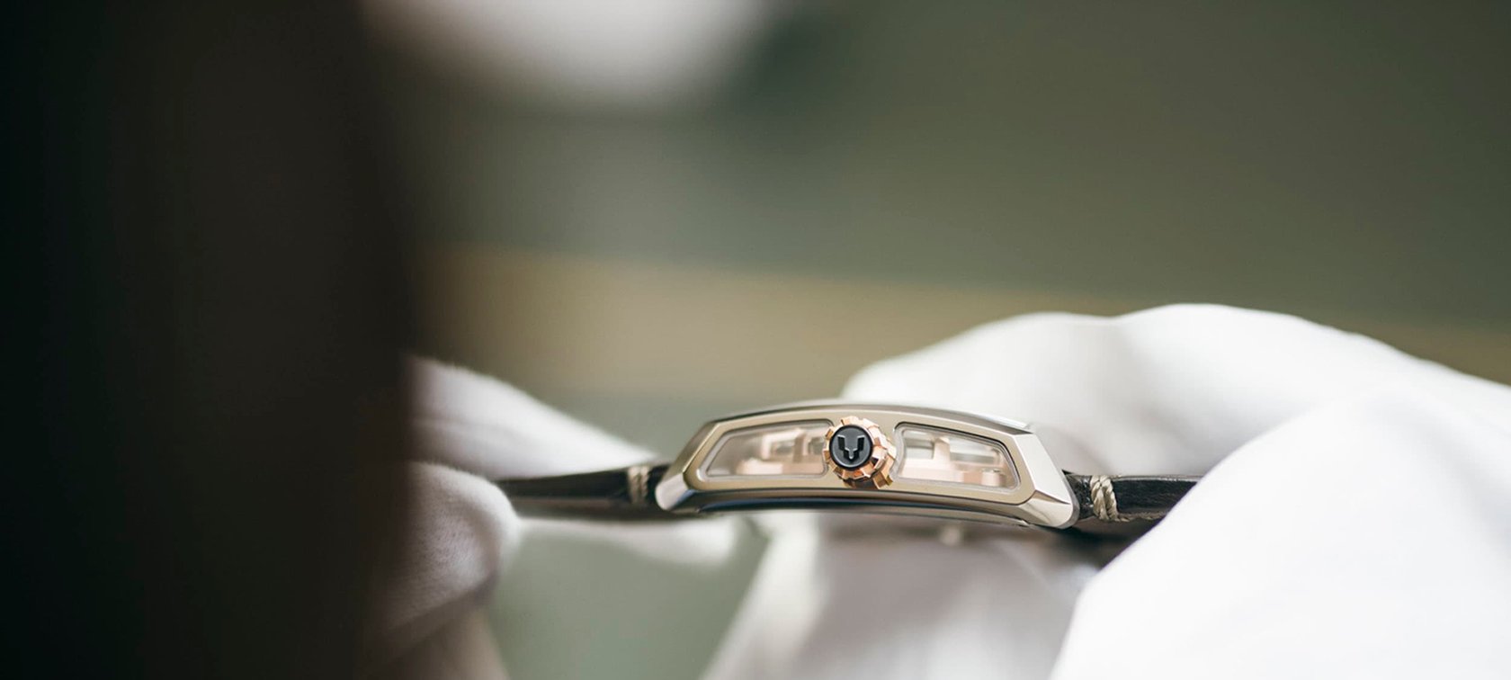 MINASE : 5 Windows – Uniquely Minase