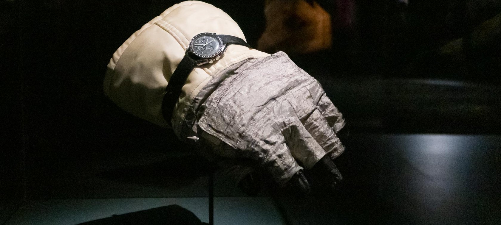 La Lune Exhibition Paris