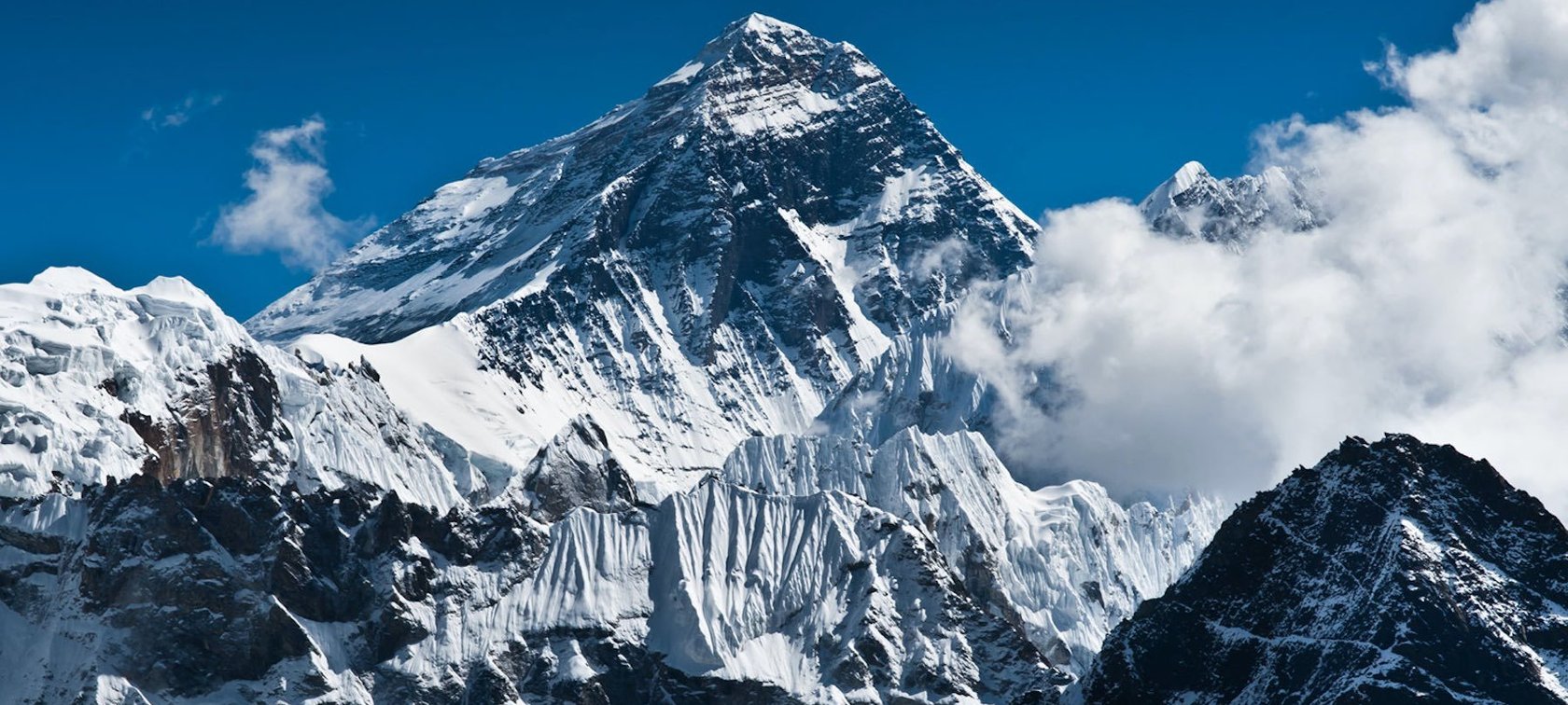 3. Roger Penske Loves A Mechanical Gold Rolex I have a soft spot for the Rolex Yacht-Master. Developed as a luxury version of the iconic Submariner and marketed as the nautical Rolex, I feel it has always been a bit underappreciated. The version of the Yacht-Master I love the most is the Rolesium Yacht-Master (ref. 16622) because it looks completely different than any other Rolex out there. The monochrome grey color with small hints of red combined with the sandblasted bezel and sandblasted dial make it a unique and understated looking watch. The Yacht-Master was first introduced in full gold in 1992 as a luxury version of the iconic Submariner. One of the details about the Yacht-Master I always tend to forget is that the watch was first introduced in full gold in 1992. As the more luxurious brother of the existing Rolex sports watches, it made sense to launch a full gold version to set it apart from the Submariner and Sea-Dweller. There have been a series of ads featuring the full gold Yacht-Master (ref. 16628) and connecting it to the world of sailing by using the Rolex Swan World Cup Sailing and featuring world-renowned American skipper Paul Cayard. The person I wouldn't expect to see in a Yacht-Master ad is the legendary race car driver and race car team owner Roger Penske. Penske is known to have worn Rolex watches for decades, so he is no stranger to the brand. But most people know that Penske was mostly seen wearing a full gold Rolex Day-Date and it was the watch Rolex connected Penske to in multiple ads over the years. Although it might be a bit strange to see Roger Penske in an ad for the full gold Yacht-Master, I love how Rolex found a twist to connect Penske to the watch. The focus of the message is centered around Penske's appreciation of 'all things' mechanical, whether it be watches, cars or boats. It's a smart twist to the initial seemingly weird combination so kudos to the team that developed this ad back in 2000. As far as Penske goes, he is also featured in a famous ad with famous racing legend Sir Jackie Stewart in which Rolex connected them to a pair of golden Daytonas. I guess it's safe to say that Roger Penske likes his gold Rolexes and who can blame him?