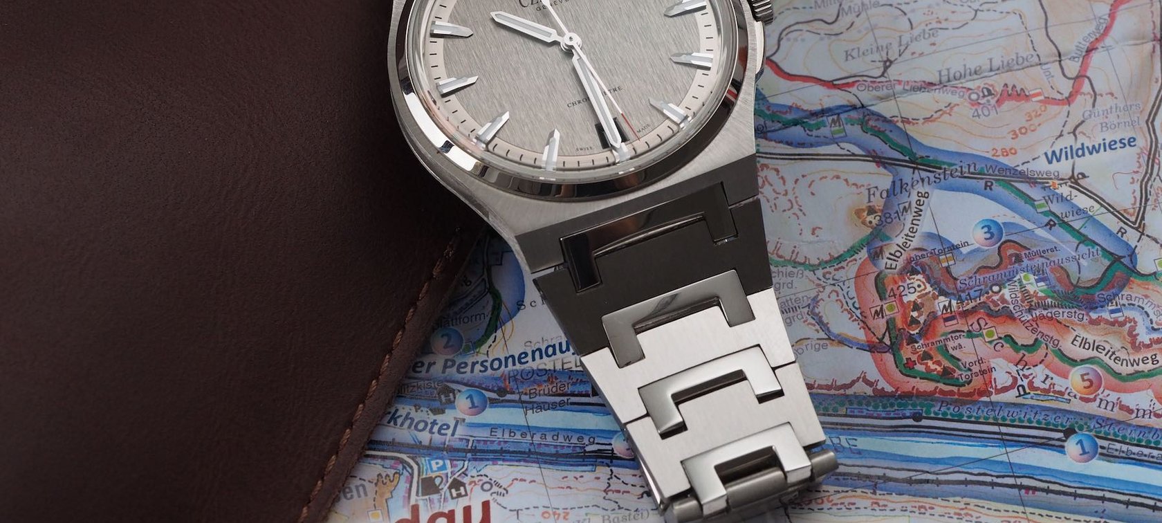 Czapek-Terre-Adelie-Antarctique-Watch