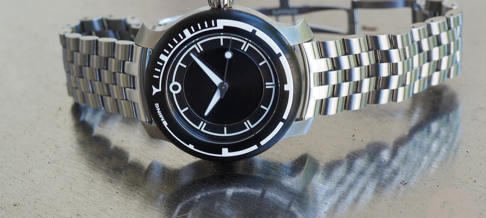 MING 18.01 H41 Hands-On Watch 3