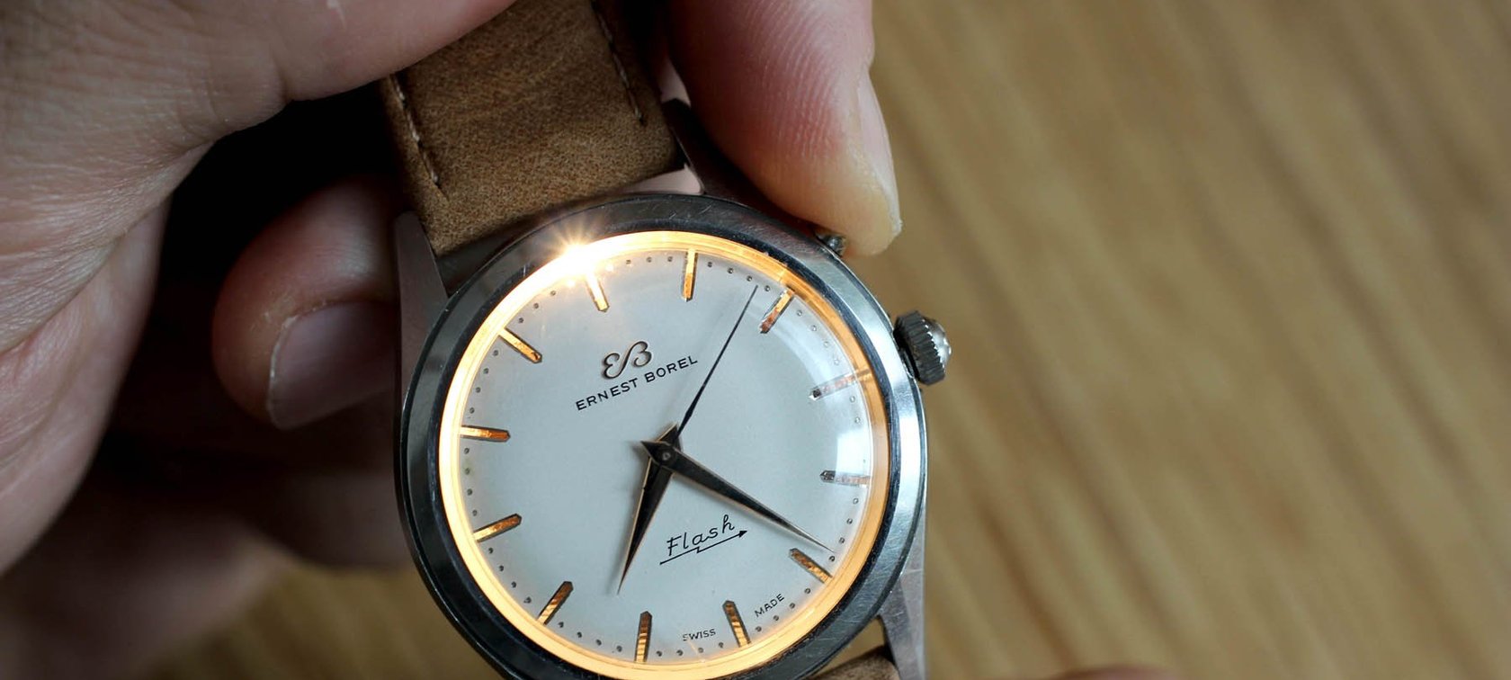 Ernest-Borel-Flash-Top