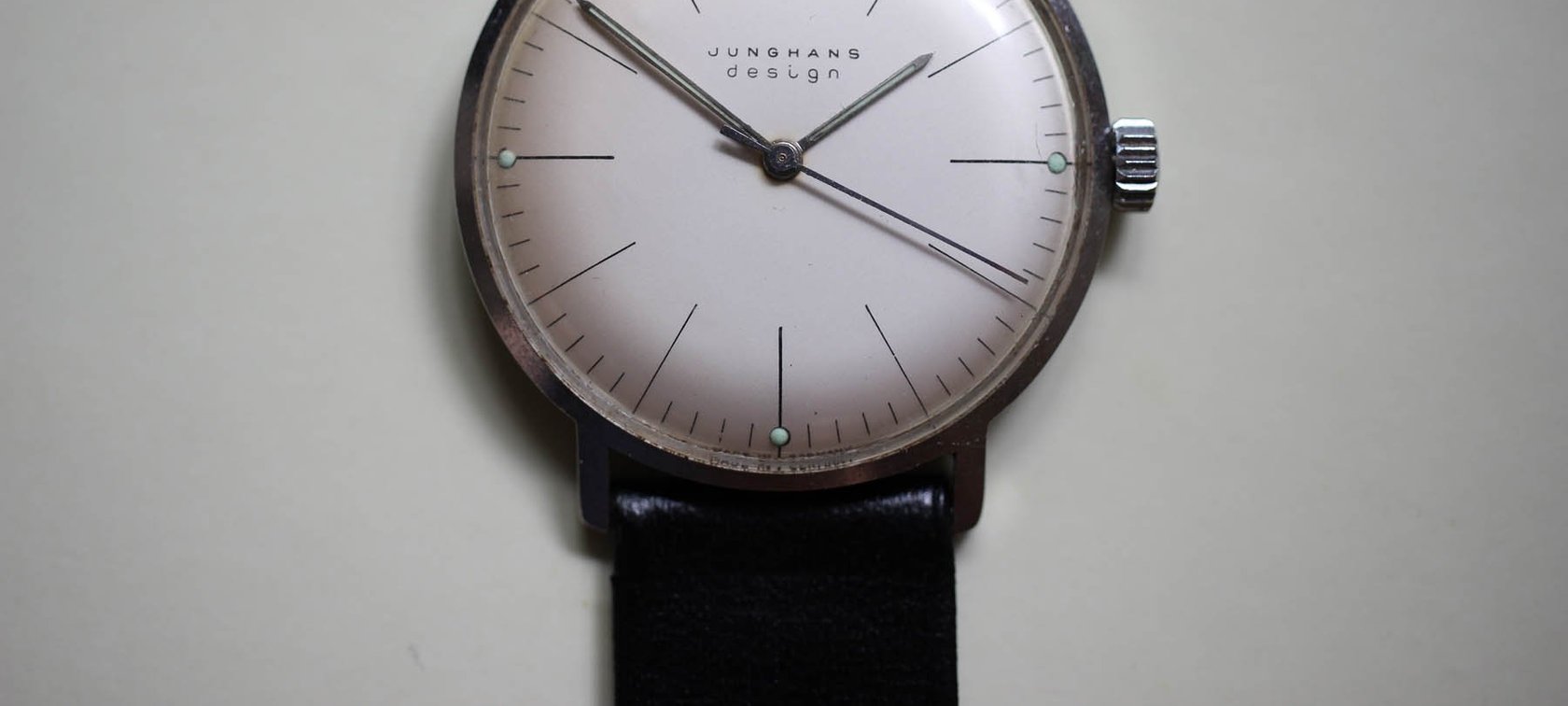 Junghans-Max-Bill-Top
