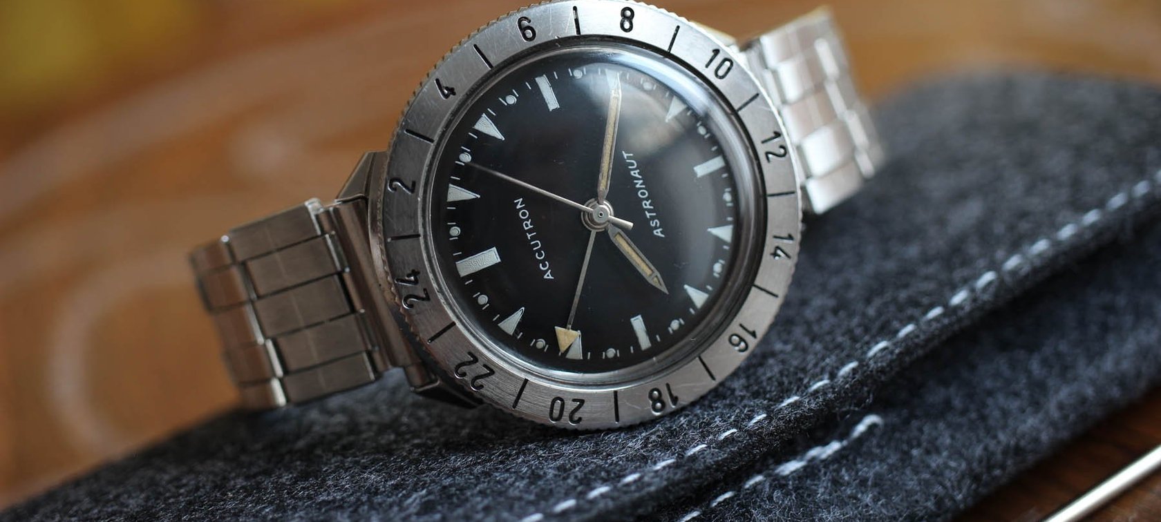 bulova-acutron-astronaut-main