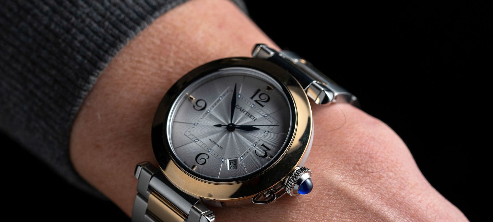 Clubbing Back To The 80s With The Two-Tone Pasha De Cartier 41mm Watch