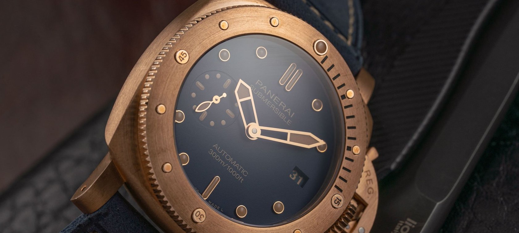 Panerai Submersible Bronzo Blu Abisso PAM01074 – A 42mm People’s Pleaser