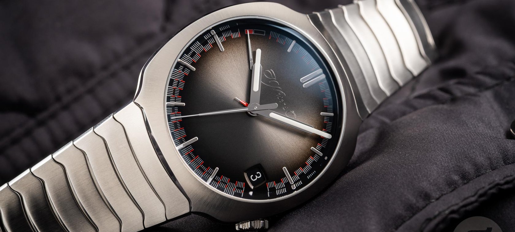 H. Moser & Cie. Streamliner Perpetual Calendar Watch Released At GWD 2021