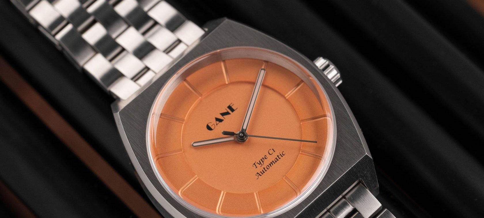 Hands-On With The Gane C1 Sandy Salmon