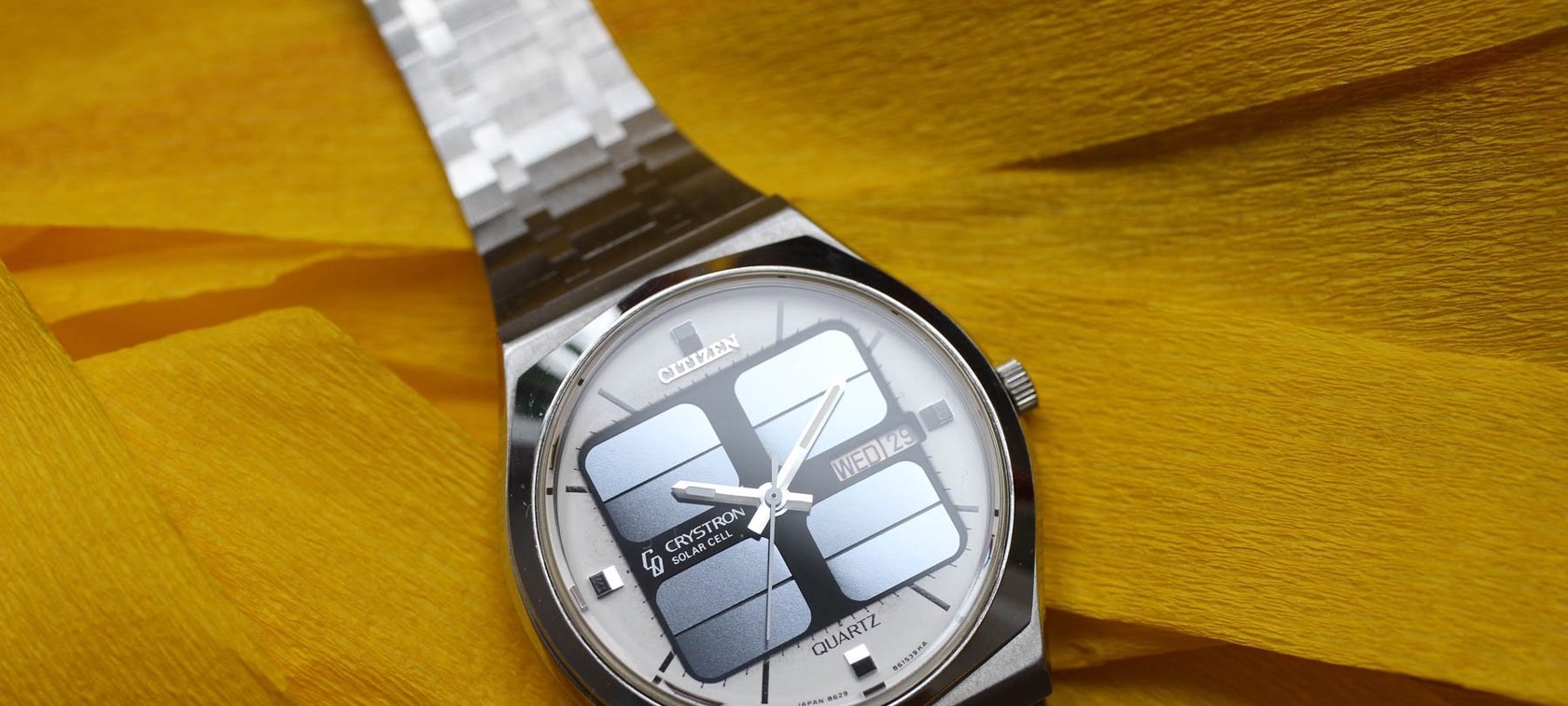 Citizen-Crystron-Solar-Cell-Top