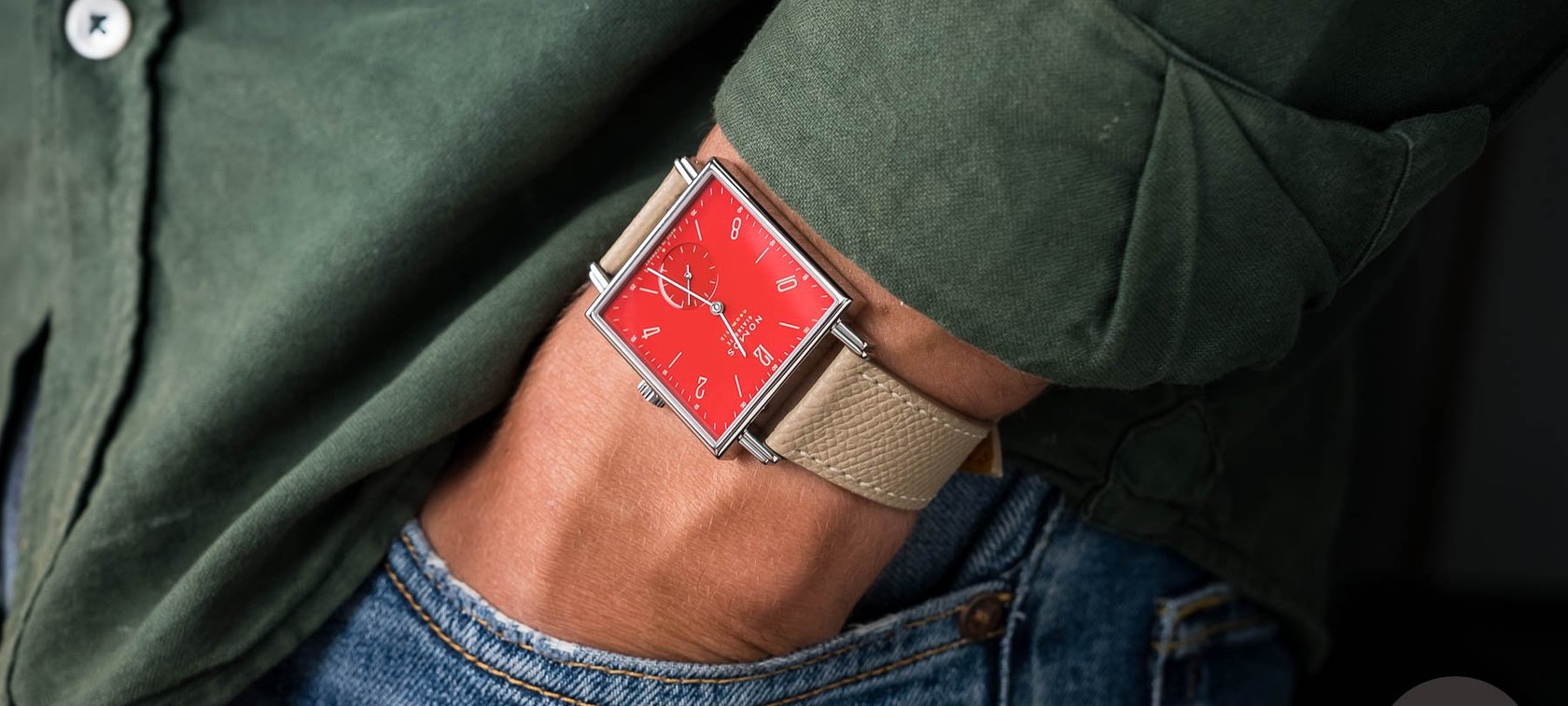 Hands-On With The NOMOS Glashütte Tetra Neomatik — Be There AND Be Square!