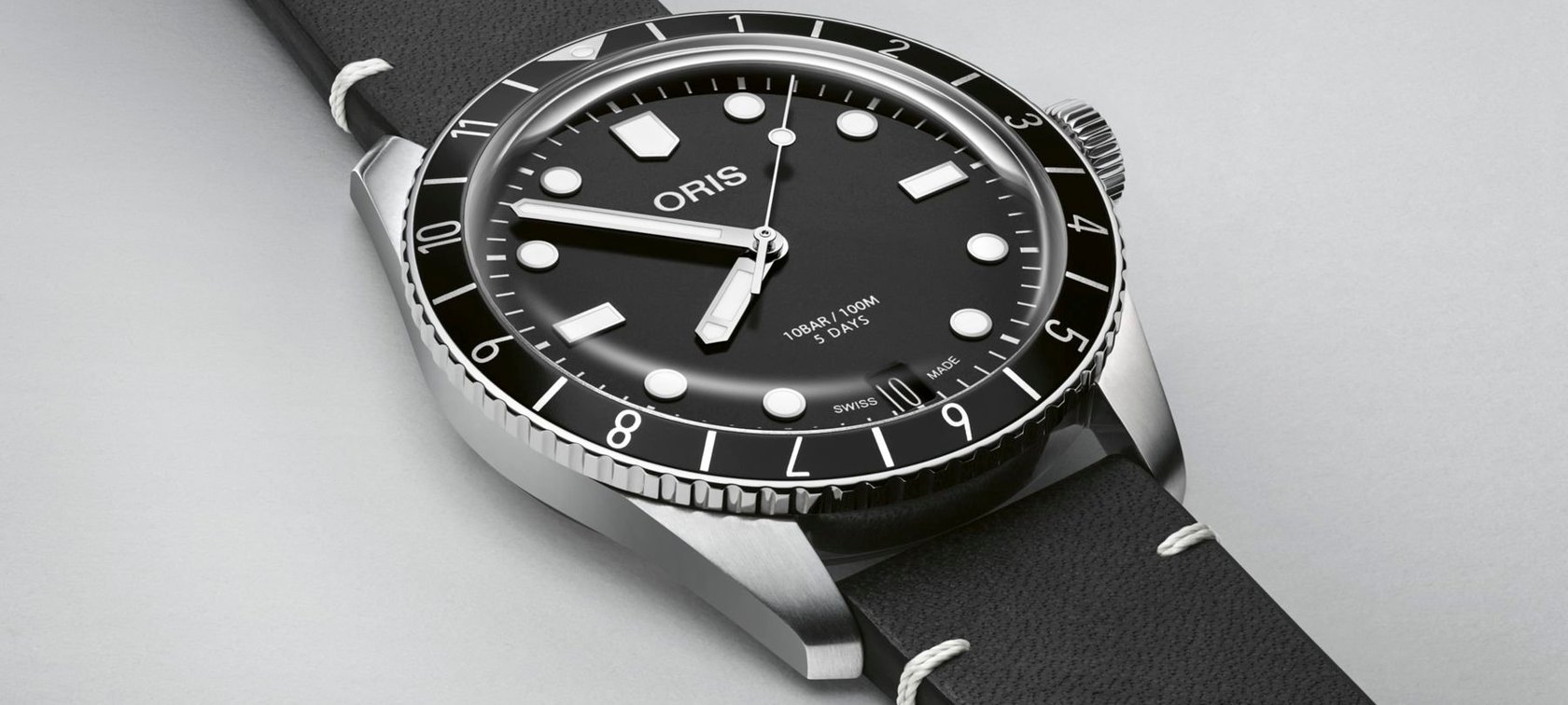 Introducing: Oris Divers Sixty-Five 12 Hour Calibre 400 And A Trio Of Aquis Date 36.5mm Mother Of Pearl Models