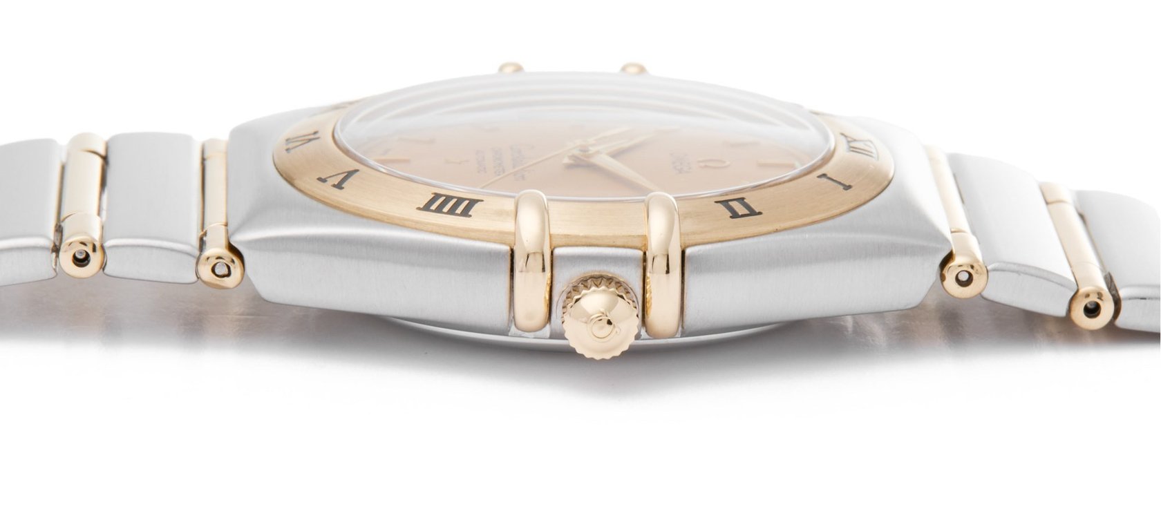 Pre-Owned Spotlight: The Overlooked And Underrated Omega Constellation “Manhattan”