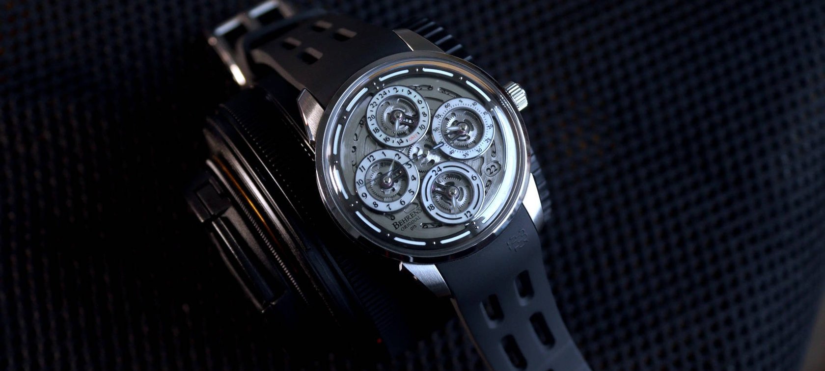 Hands-On With The Behrens B015 NaviGraph — A Real Space Oddity