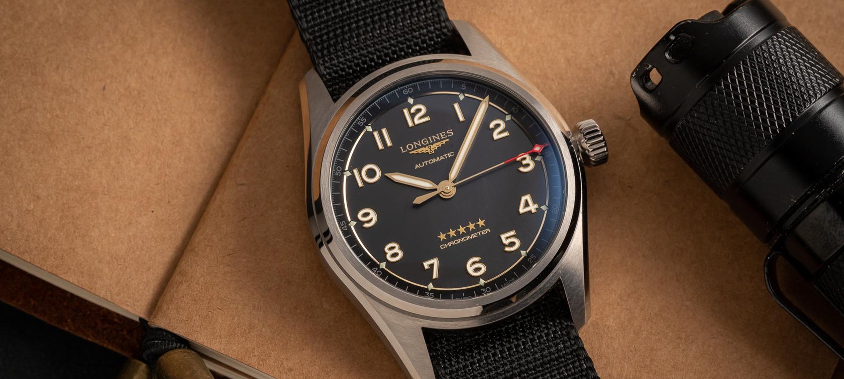 watches that look best in titanium