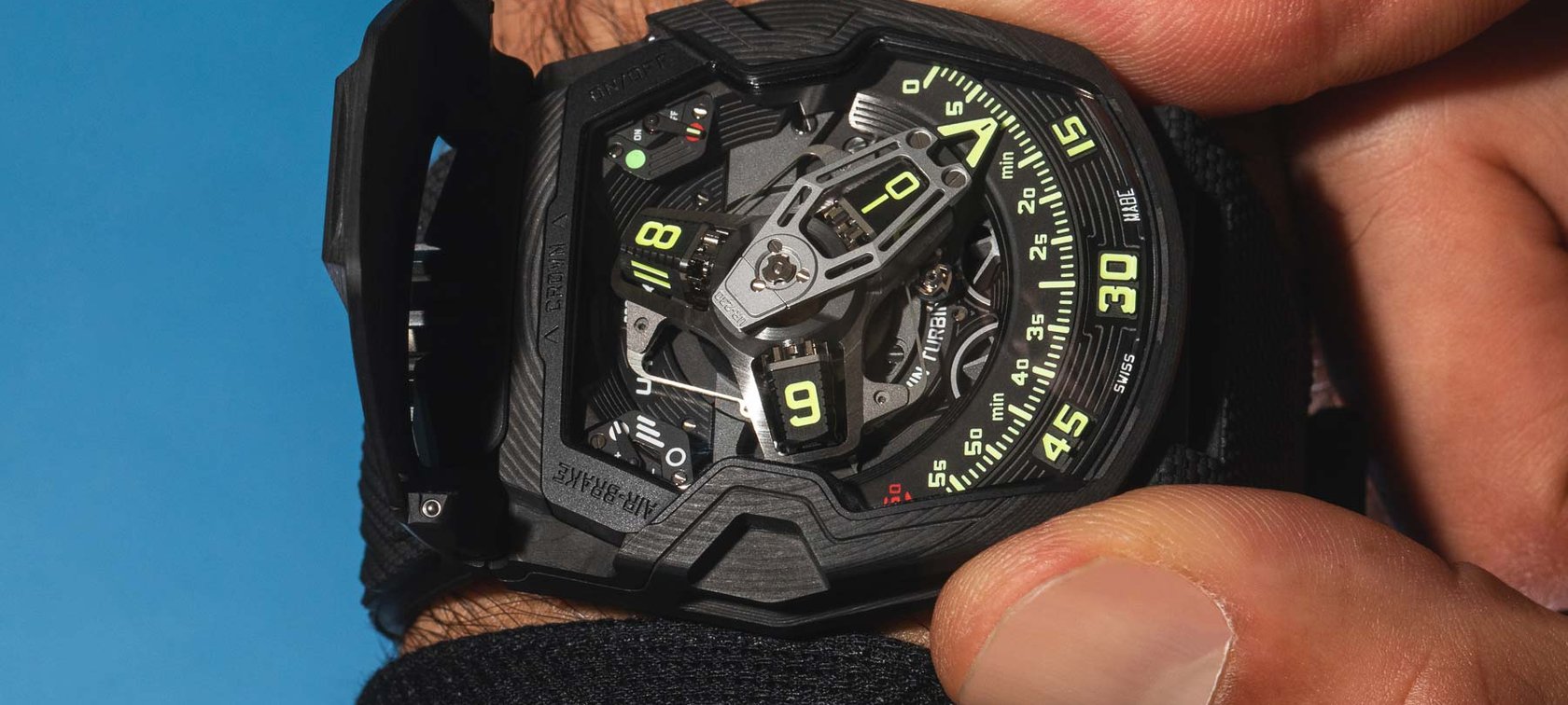 Urwerk UR-230 Eagle