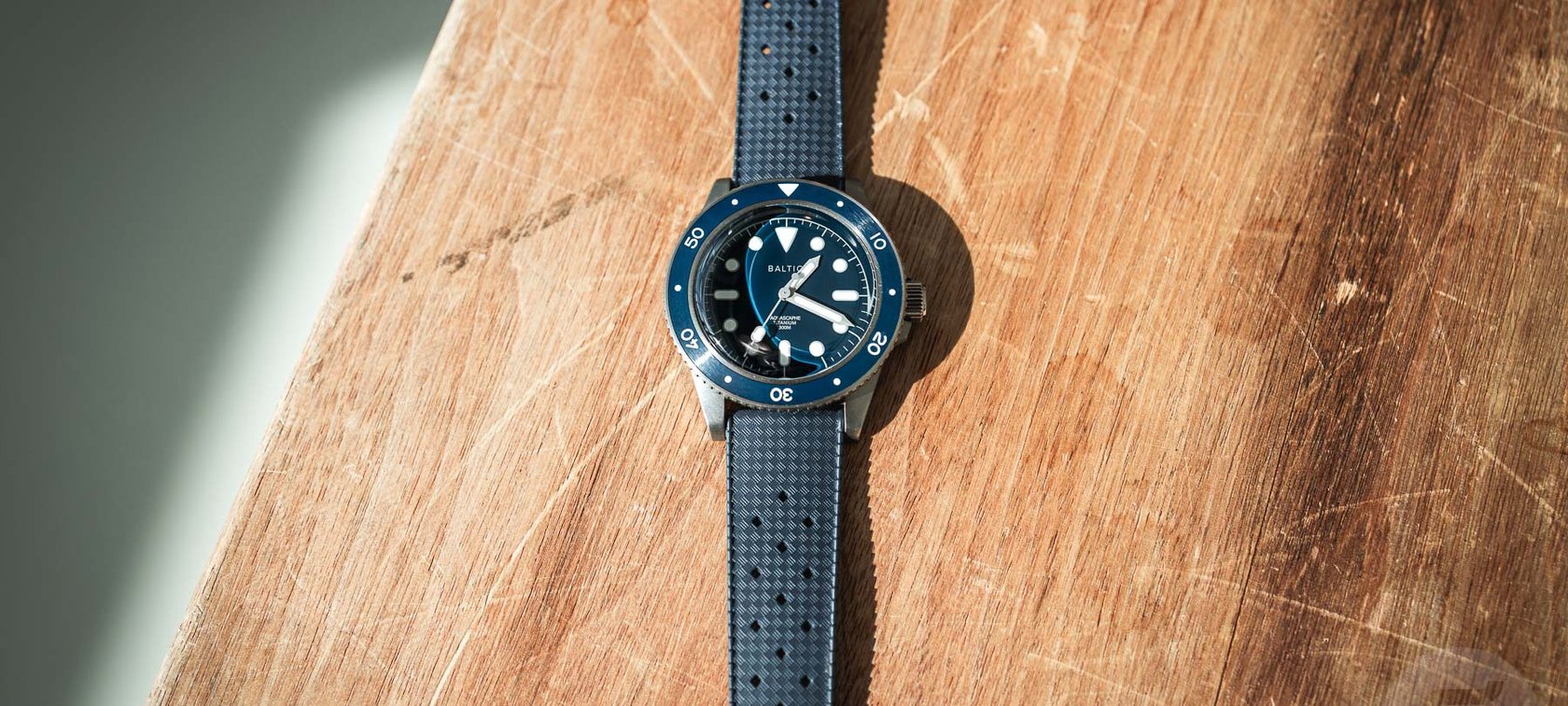 Top 5 Current Microbrand Watches Under €1,000 Baltic Aquascaphe Titanium