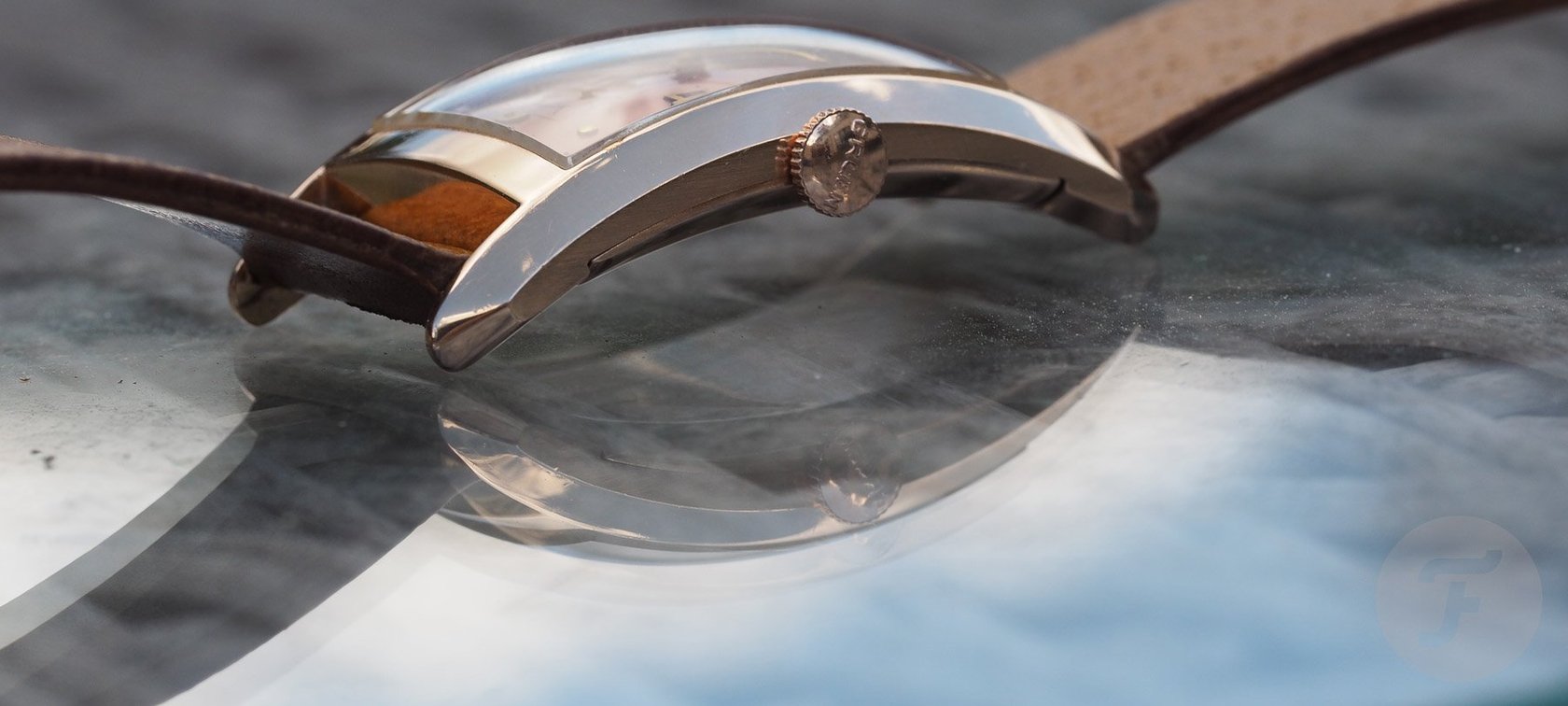 Vintage Watches: The Gruen Curvex Lieutenant