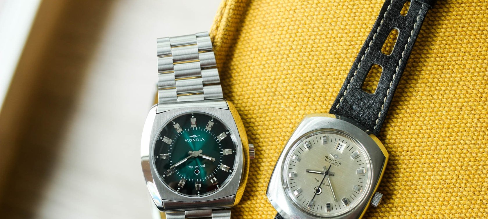 Mondia Top Second green dial new and vintage