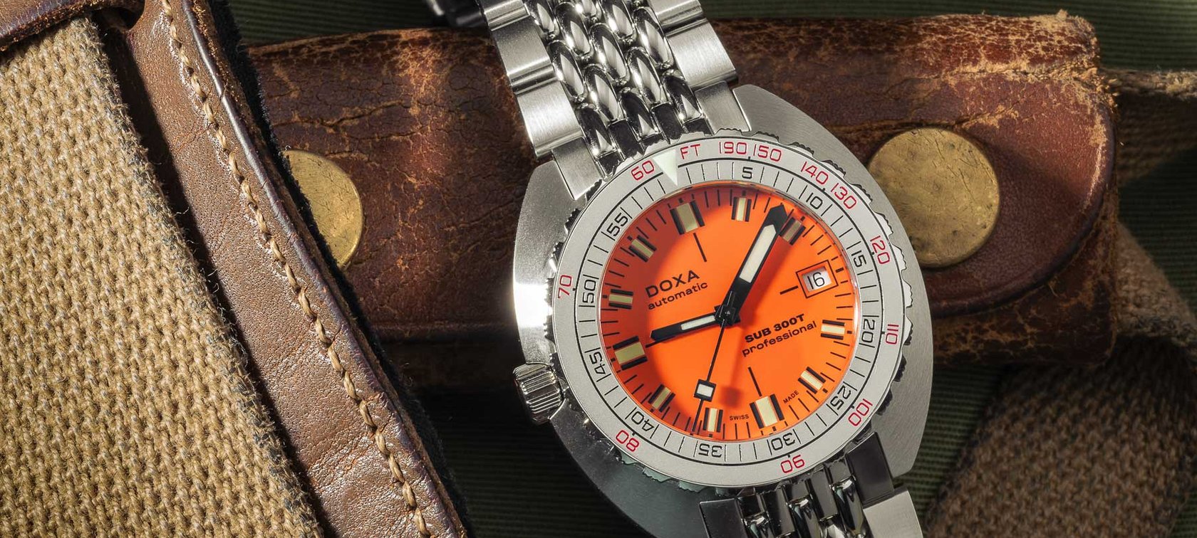 Deep-Diving Destro: Doxa Debuts The New Left-Hand-Drive Sub 300T Professional Aristera