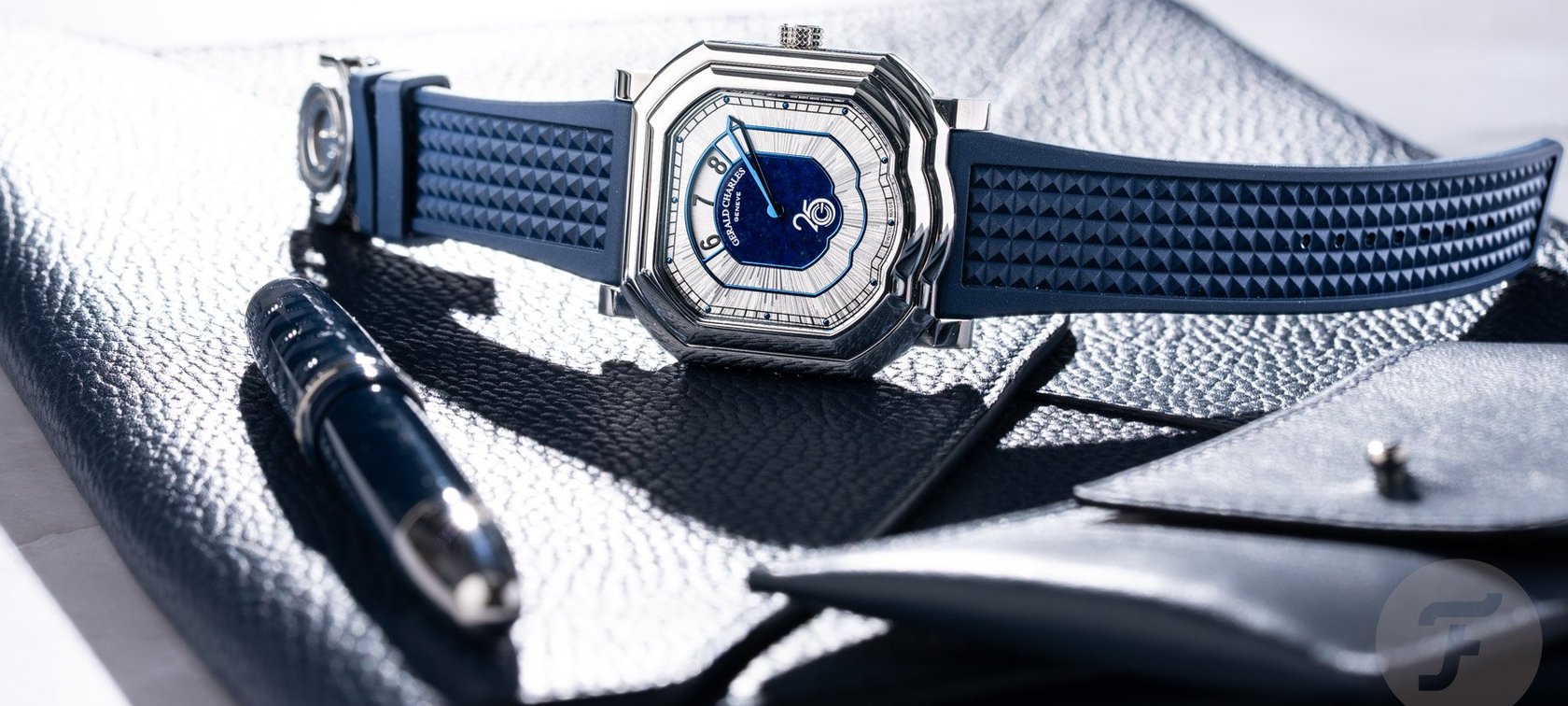 Gerald Charles Maestro GC39 25th Anniversary Edition crown up