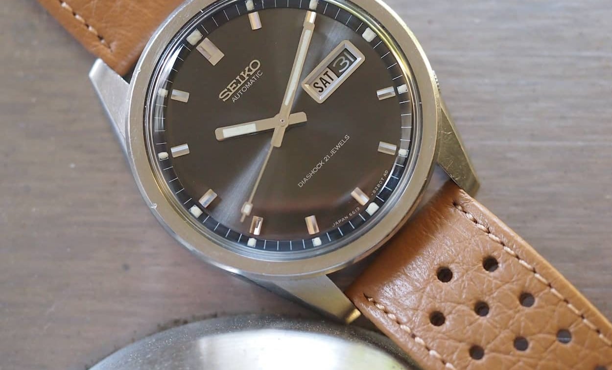 Seiko Sportsmatic slim cover