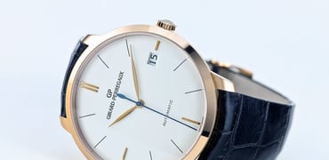 Hands-On Review Of The Girard-Perregaux 1966 In Pink Gold