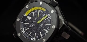 Hands-On With The AP Royal Oak Offshore Diver Carbon