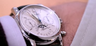 Hodinkee Hands-On With Eric Clapton's Patek Philippe 2499