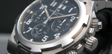 The Watch Gerald Genta Had Nothing To Do With: The Vacheron Constantin Overseas (Chronograph)