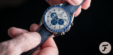 Omega Speedmaster Silver Snoopy Award 310.32.42.50.02.001.A.007