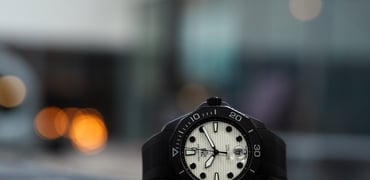 Finding The Best Modern Dive Watches Under €5,000 — From Breitling, Tudor, Oris, And More