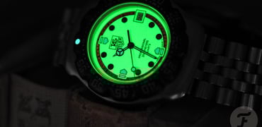 lume-dial TAG Heuer Formula 1 WA1211 glowing in the dark