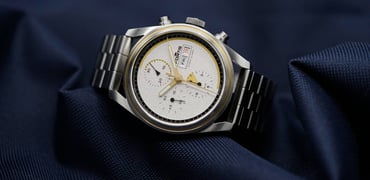 Fortis White Dust Supernova Stratoliner