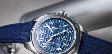 overlooked watches — Zenith Pilot Big Date Flyback Boutique Edition, crown up