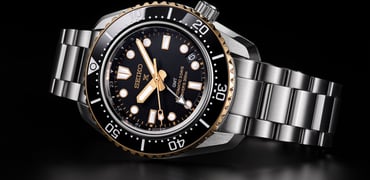 Seiko Prospex 1968 Heritage Diver’s GMT Seashadow on side, crown up