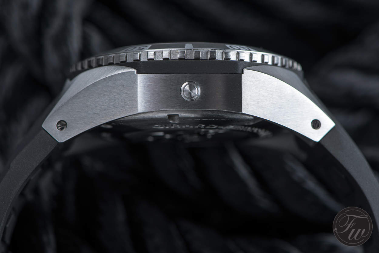 Girard-Perregaux-Seahawk-005