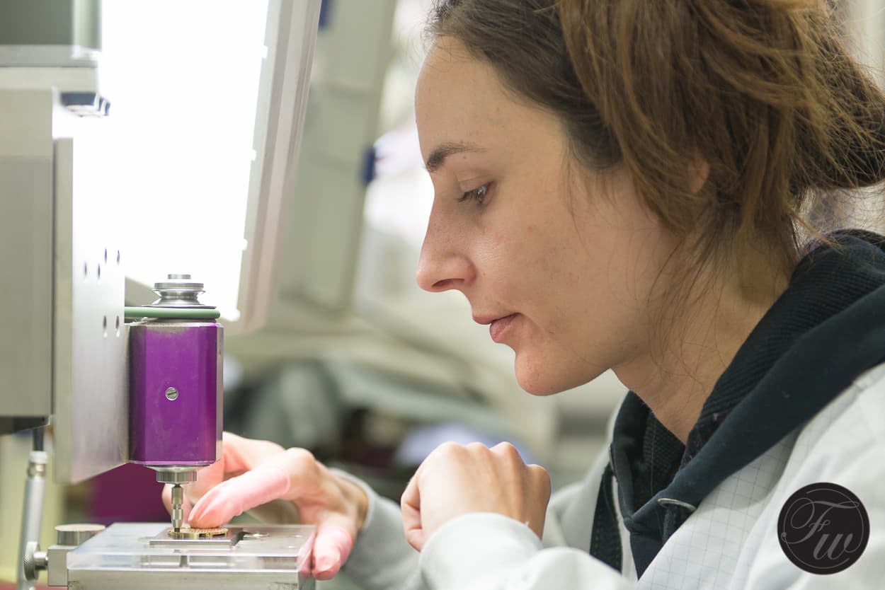 Finishing base plate