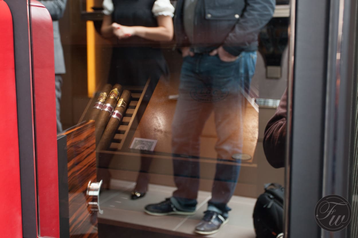 Humidor Treasury Cabinet Kronometry 1999 London