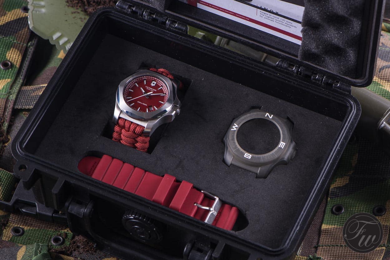 Victorinox INOX Paracord Red