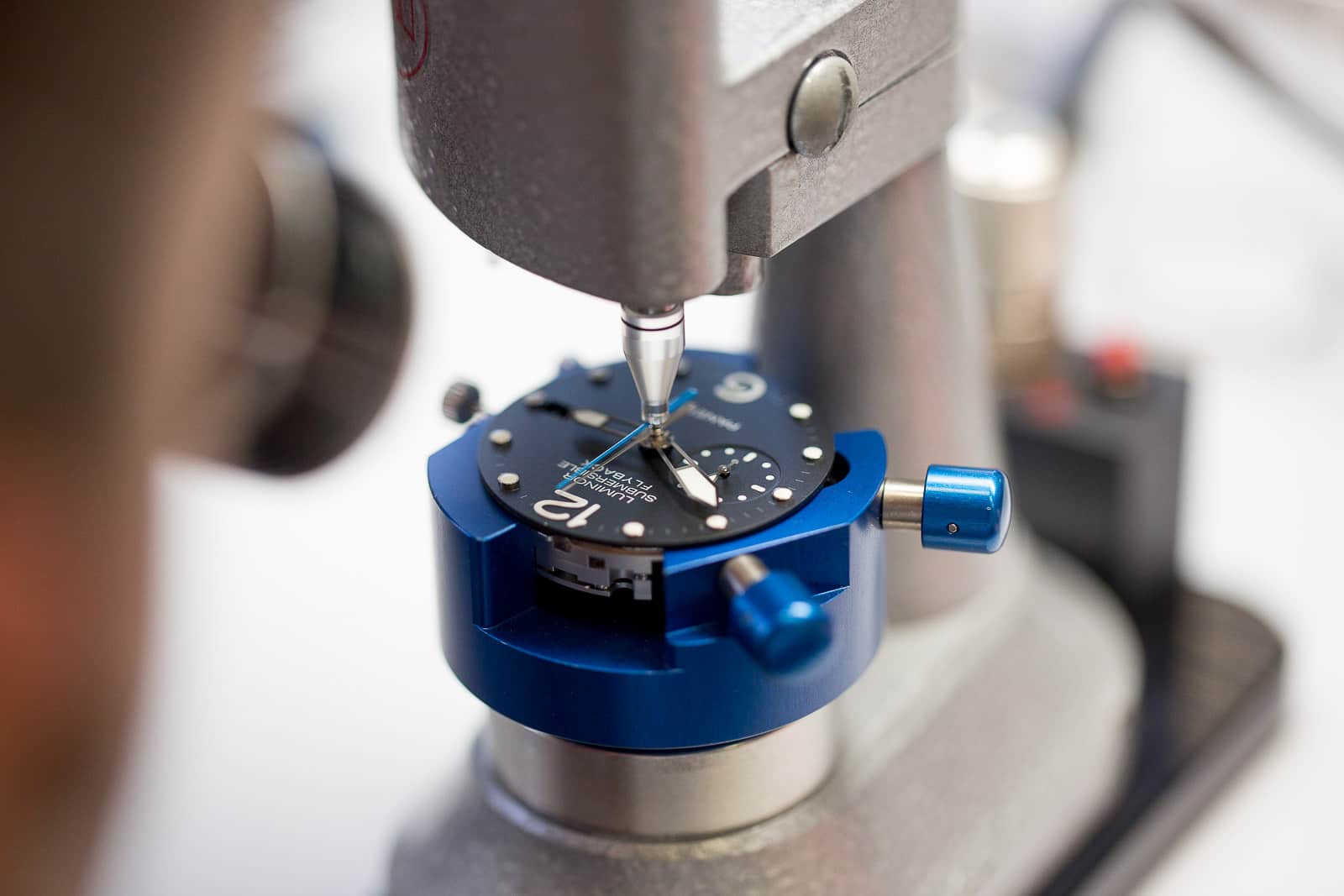 Officine Panerai Manufacture Neuchâtel