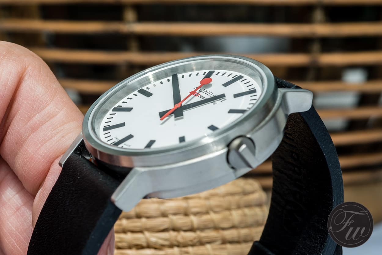 Mondaine stop2go 52Mondayz