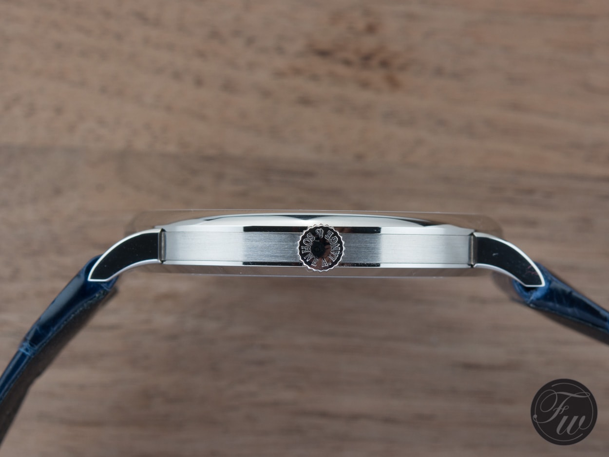 Saxonia Thin in copper blue Saxonia Thin in copper blue