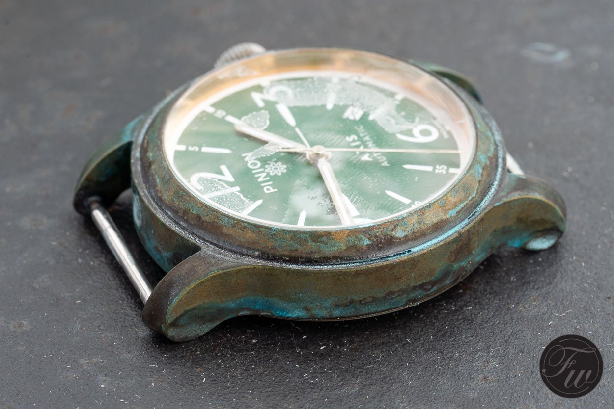 Bronze watch patina Bronze watch patina