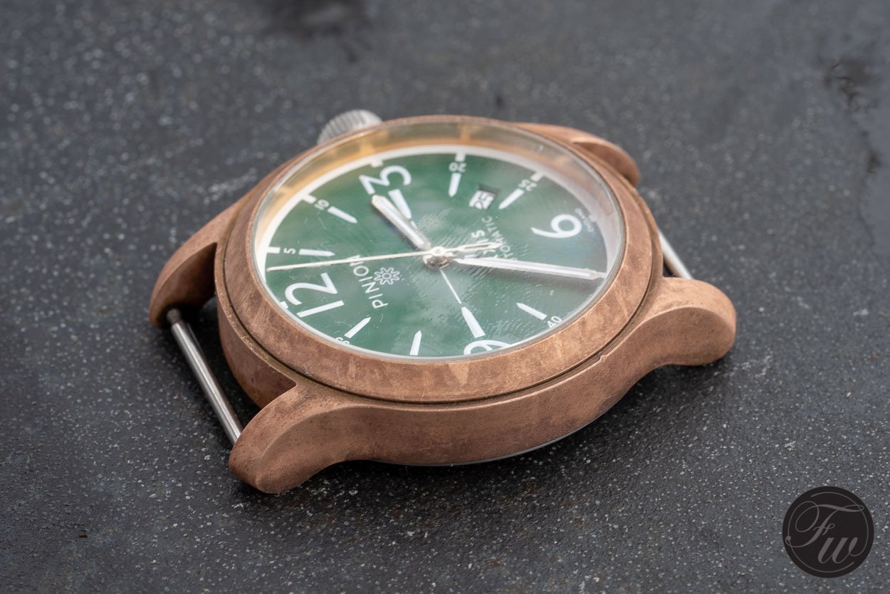 Bronze watch patina Bronze watch patina
