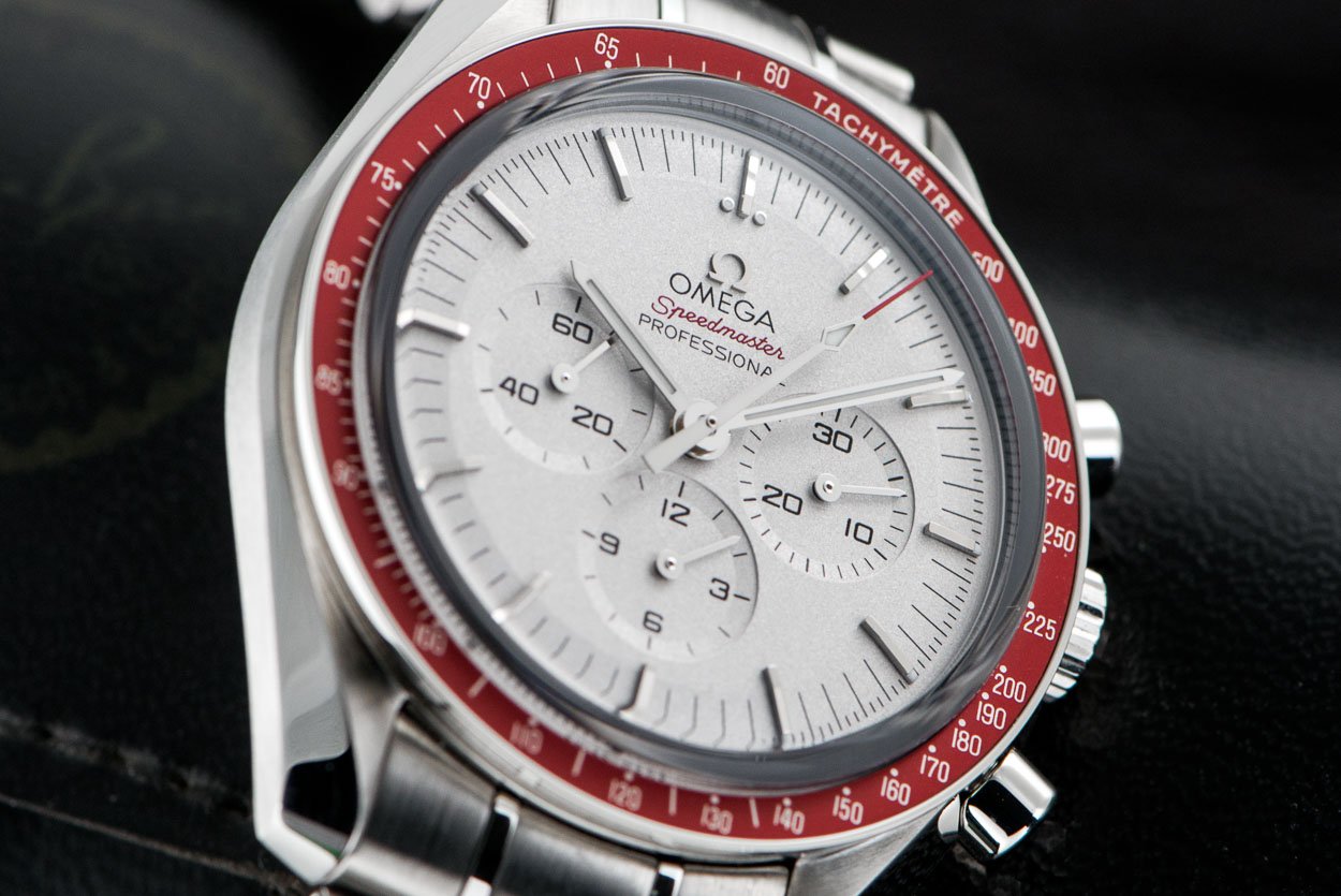 Omega Speedmaster Rising Sun 522.30.42.30.06.001