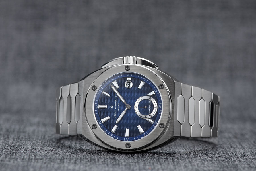 Creux Automatiq: Diamondback