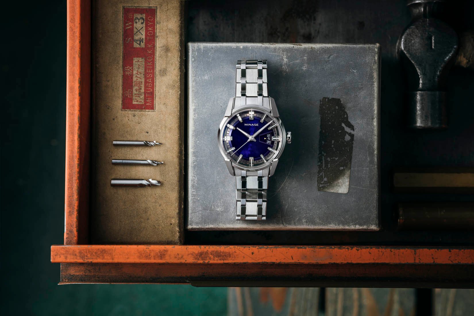 Minase Divido in stainless steel