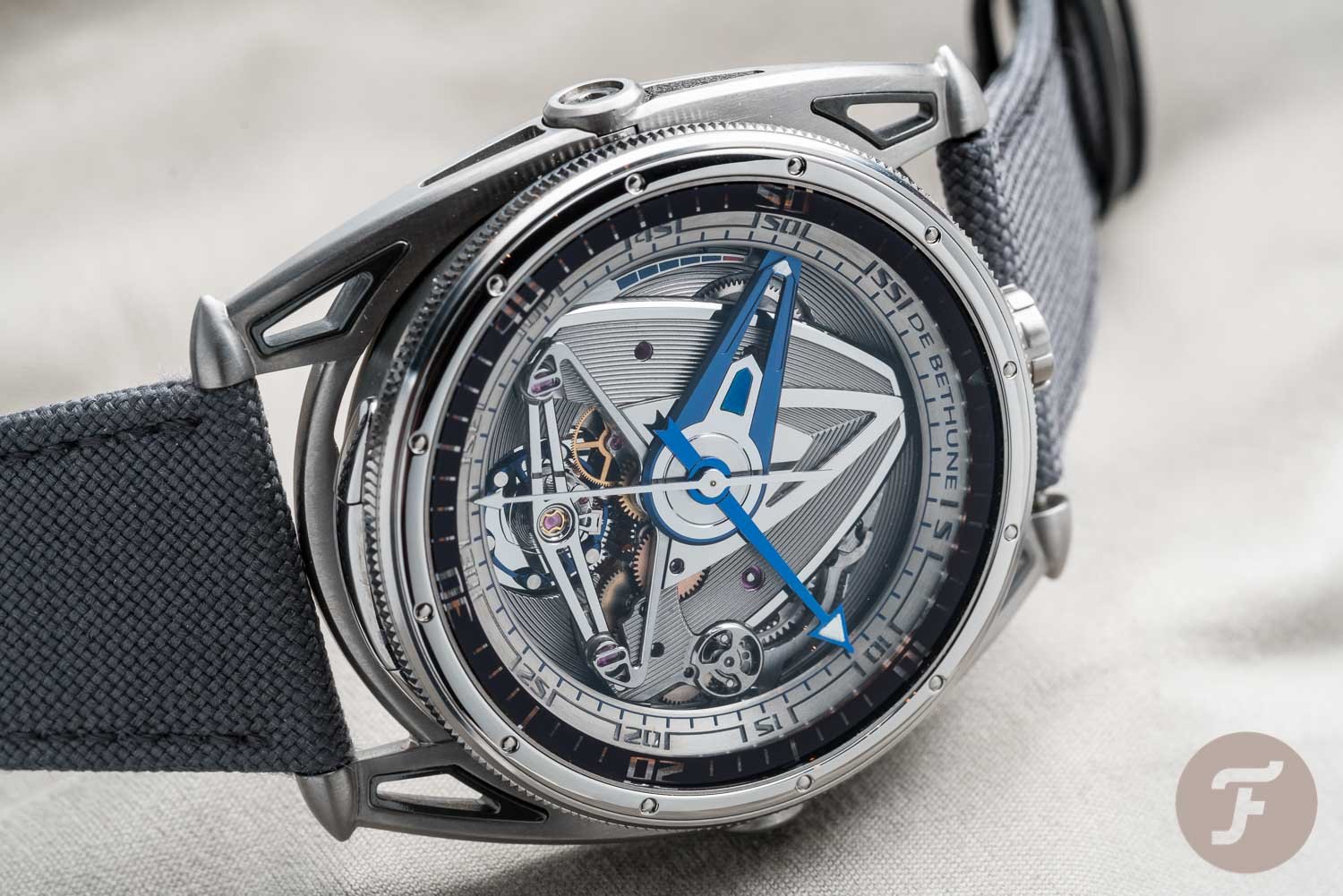 De Bethune DB28GS Grand Bleu De Bethune DB28GS Grand Bleu