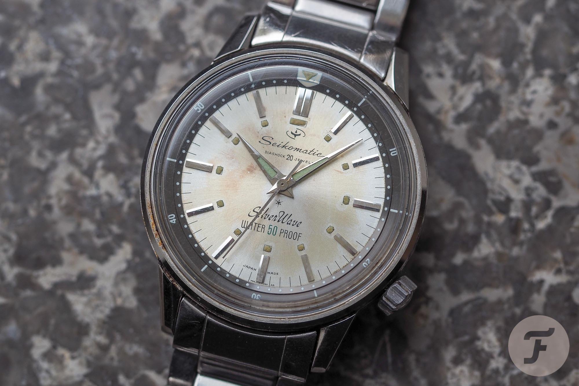 Seiko SilverWave J12082 Seiko SilverWave J12082
