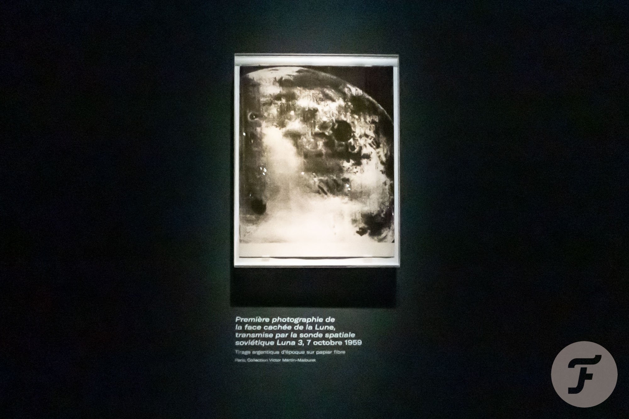 La Lune Exhibition Paris